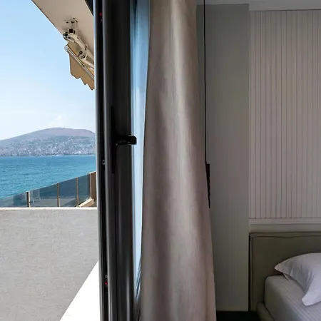The View Luxury Sea View Sarande