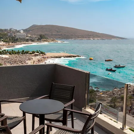 The View Luxury Sea View 公寓 *